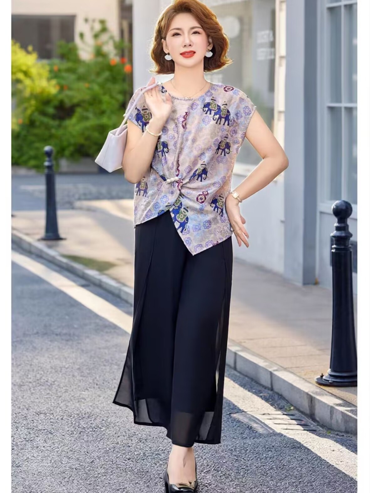 Women Fashion Over 60 - Модный летний комплект одежды: костюм-двойка с