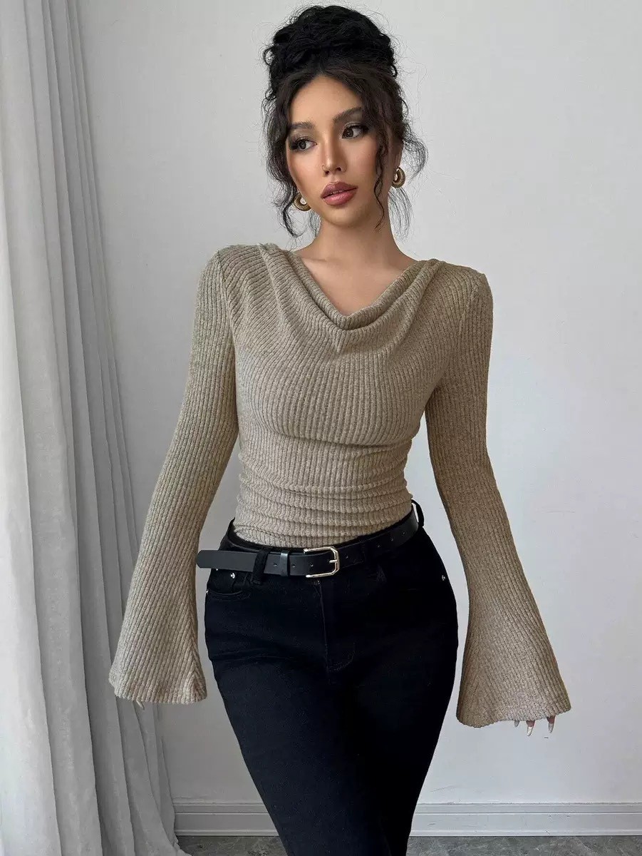 Women Fashion Blouse - Женская блузка с открытыми плечами и